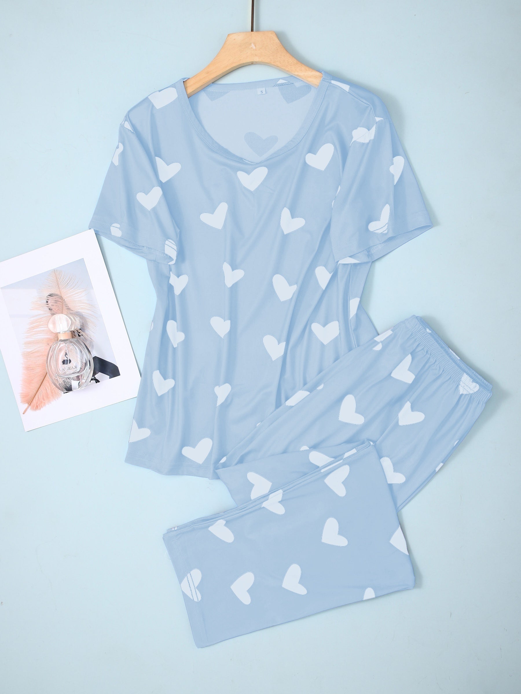 Heart Print Pajamas Set, Crew Neck Short Sleeve Top & Elastic Waistband Pants, Women's Loungewear & Sleepwear